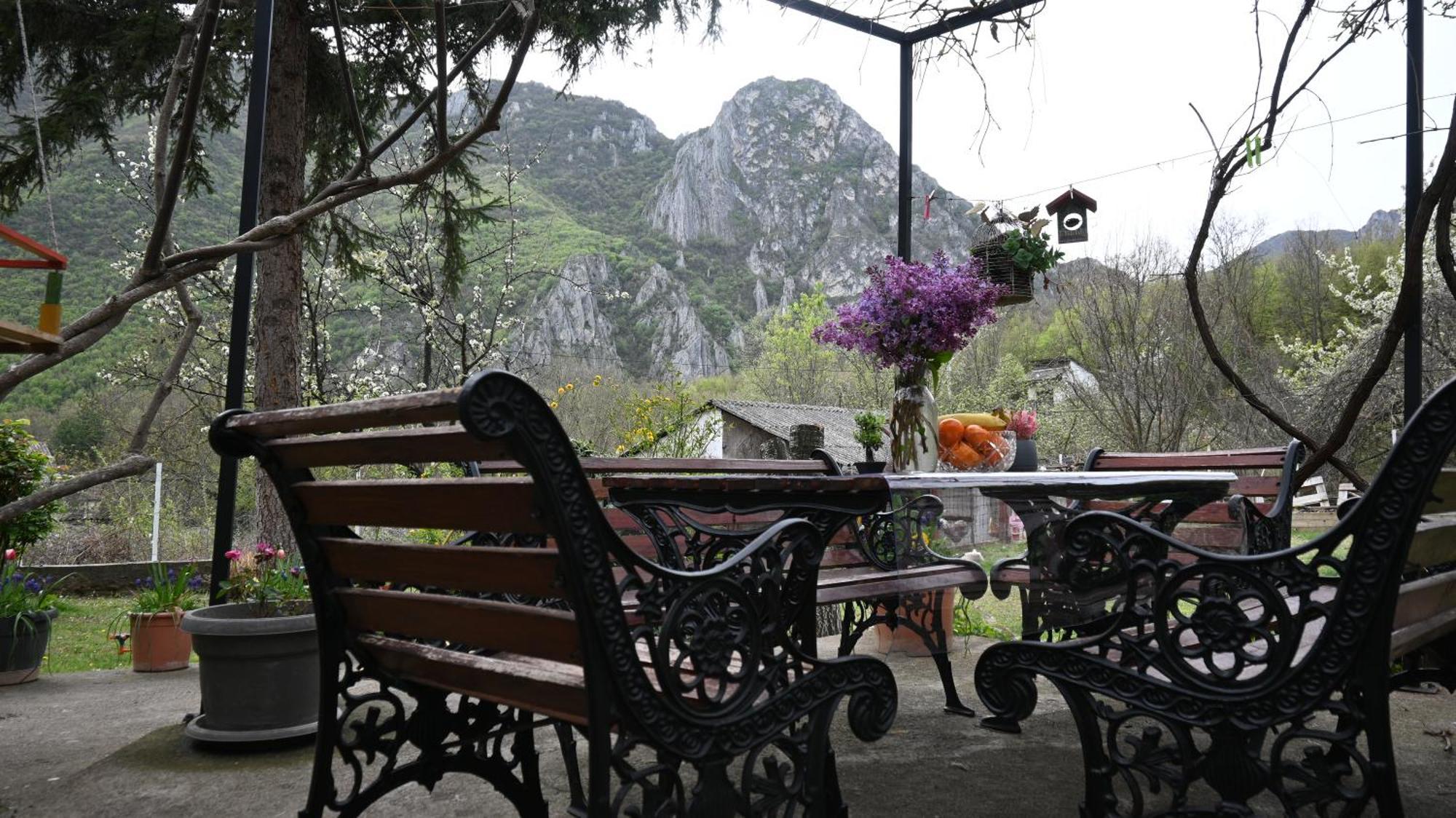 Canyon Matka - Unique Place For Stay Szkopje Kültér fotó